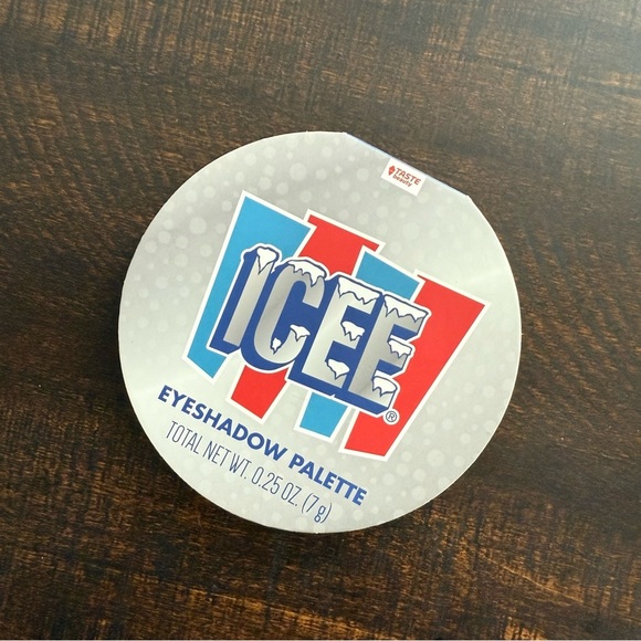 Urban Outfitters Other - New ICEE Eyeshadow Pallet 9 count